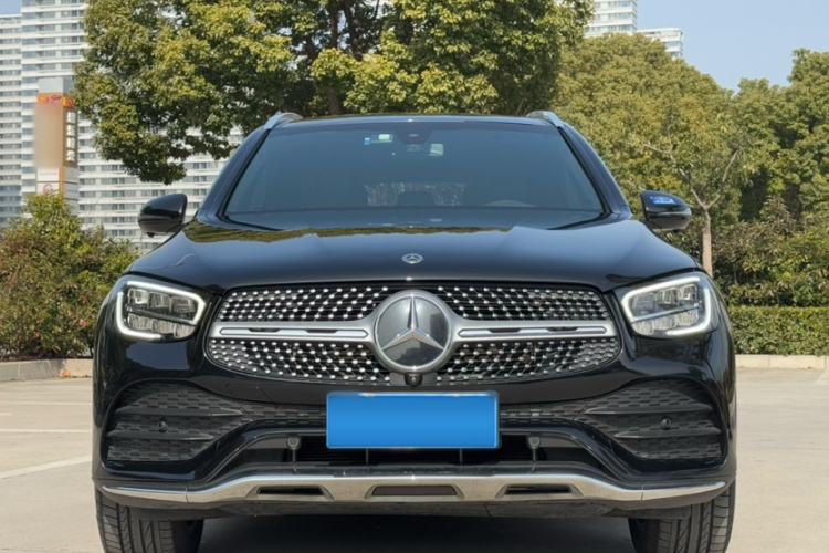 Used Mercedes-Benz GLC 2021 GLC 260 L 4MATIC Luxury Model Exterior 3
