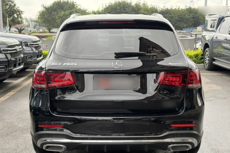 Used Mercedes-Benz GLC 2021 GLC 260 L 4MATIC Luxury Model Exterior 3