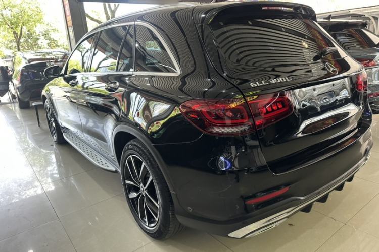 Used Mercedes-Benz GLC 2021 GLC 300 L 4MATIC Dynamic Model Exterior 4