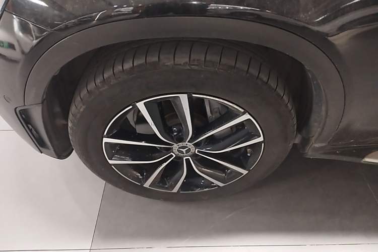 Used Mercedes-Benz GLC 2021 GLC 300 L 4MATIC Dynamic Model Exterior 4