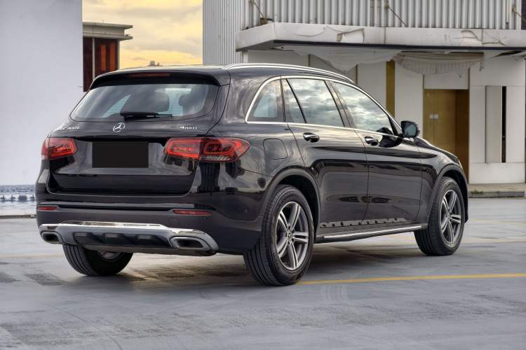 Used Mercedes-Benz GLC 2021 GLC 260 L 4MATIC Dynamic Edition Exterior 4