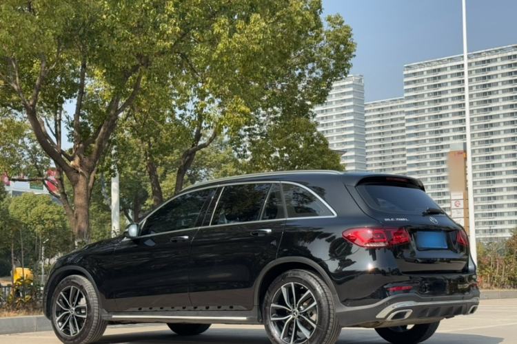Used Mercedes-Benz GLC 2021 GLC 260 L 4MATIC Luxury Model Exterior 4