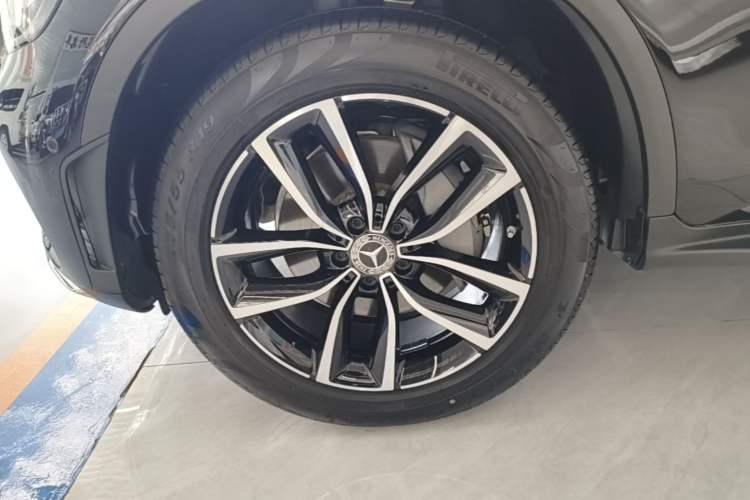 Used Mercedes-Benz GLC 2021 GLC 300 L 4MATIC Dynamic Model Exterior 4