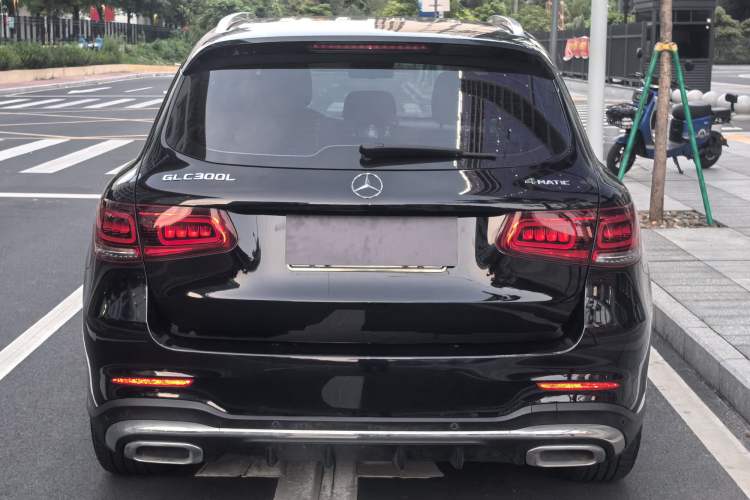 Used Mercedes-Benz GLC 2021 GLC 300 L 4MATIC Dynamic Model Exterior 4