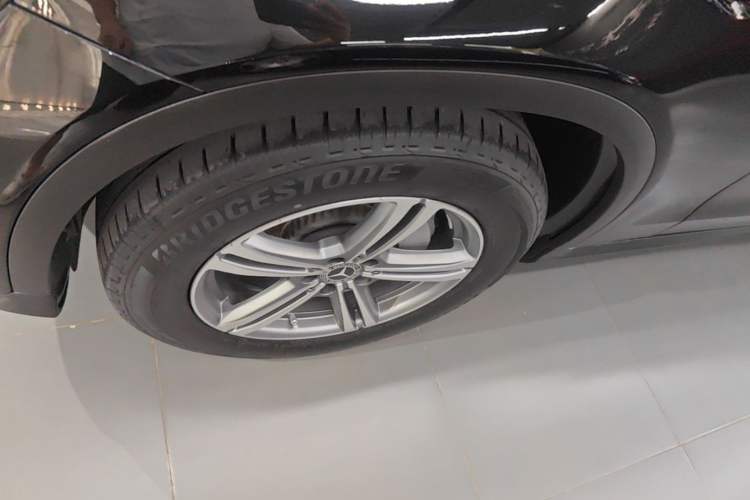 Used Mercedes-Benz GLC 2021 GLC 260 L 4MATIC Dynamic Edition Exterior 4