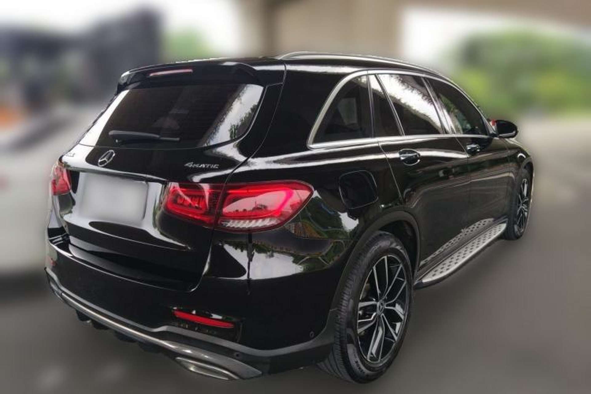 Used Mercedes-Benz GLC 2021 GLC 260 L 4MATIC Luxury Model Exterior 5