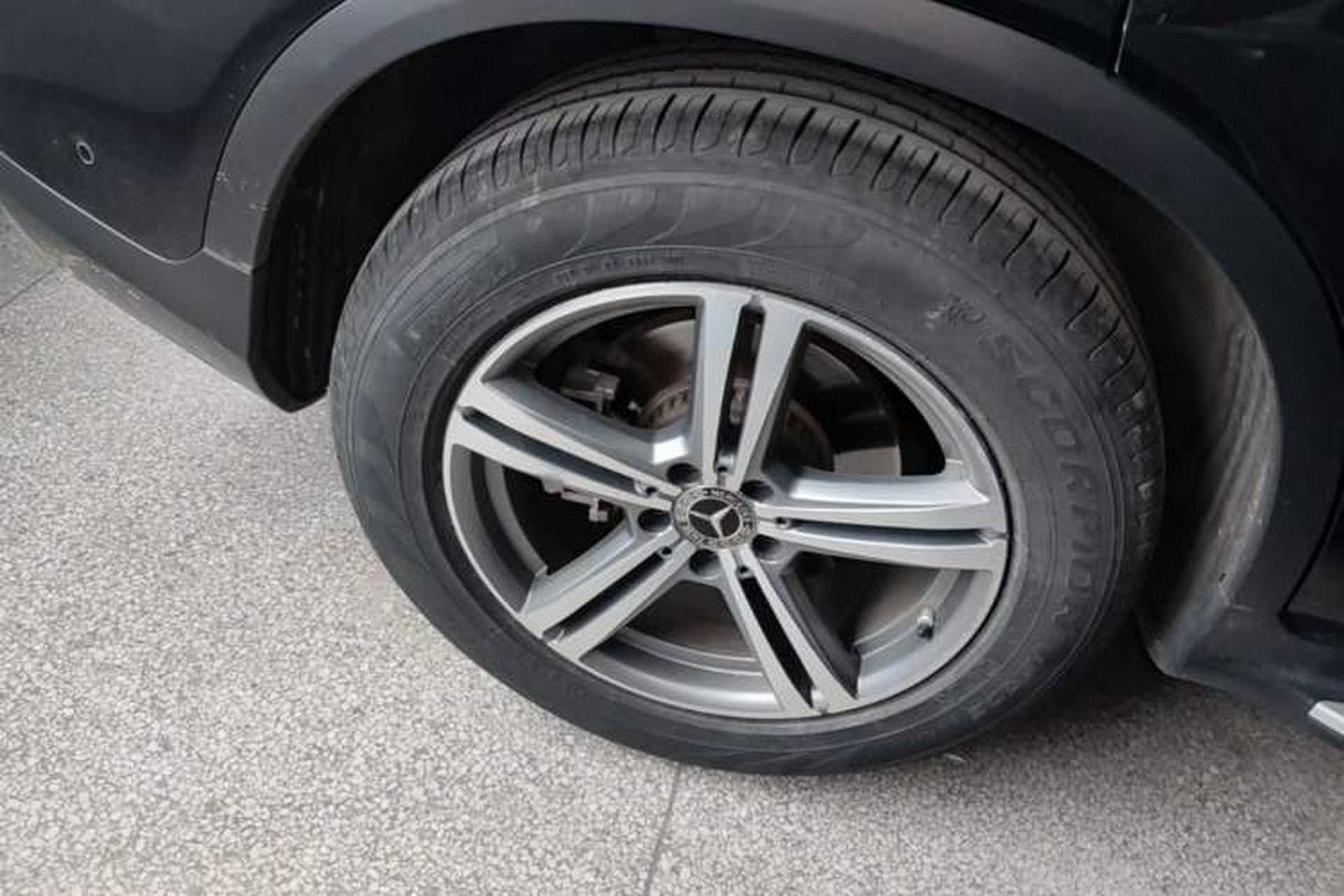 Used Mercedes-Benz GLC 2021 GLC 260 L 4MATIC Dynamic Edition Exterior 5