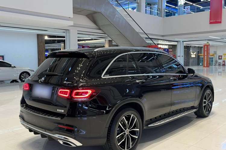 Used Mercedes-Benz GLC 2021 GLC 260 L 4MATIC Luxury Model Exterior 5