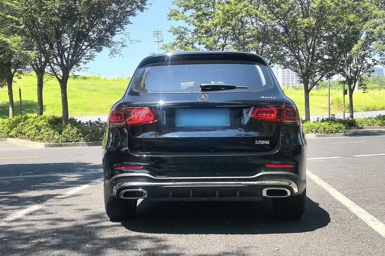 Used Mercedes-Benz GLC 2021 GLC 260 L 4MATIC Luxury Model Exterior 6