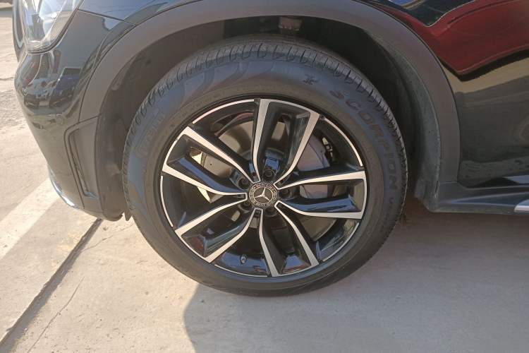 Used Mercedes-Benz GLC 2021 GLC 300 L 4MATIC Dynamic Model Exterior 7