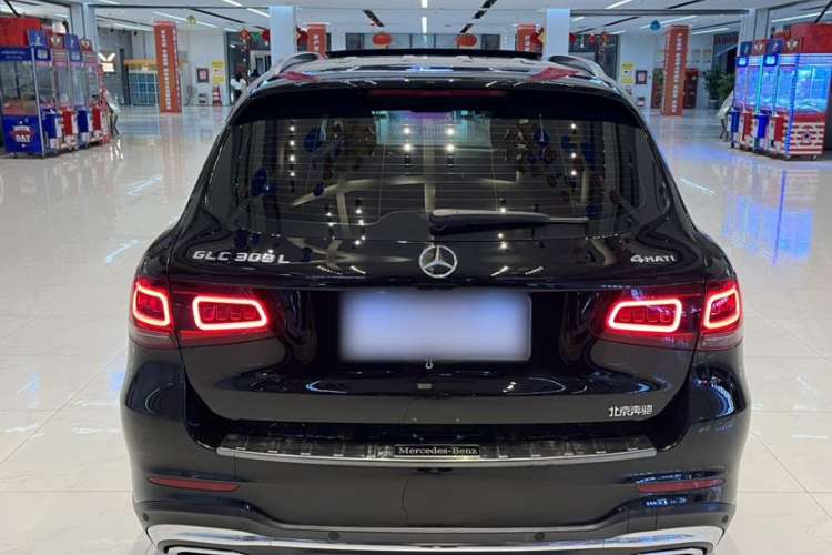 Used Mercedes-Benz GLC 2021 GLC 260 L 4MATIC Luxury Model Exterior 7