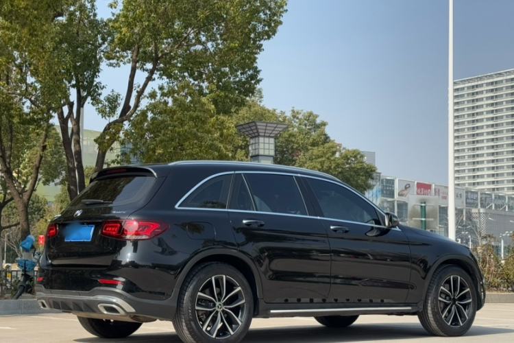 Used Mercedes-Benz GLC 2021 GLC 260 L 4MATIC Luxury Model Exterior 8