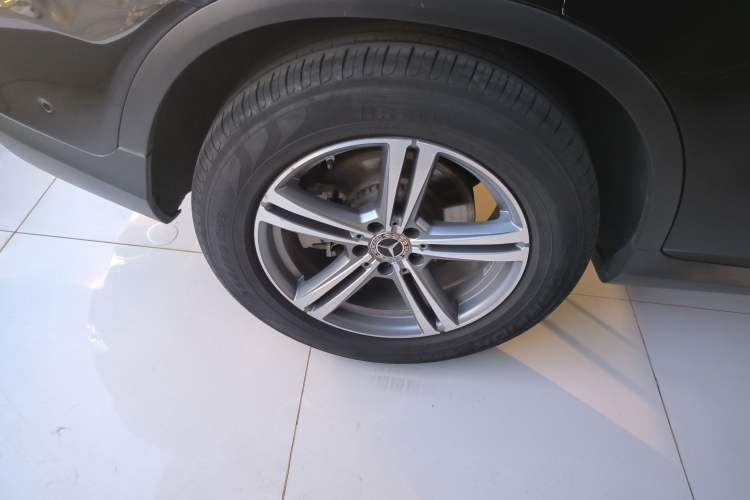Used Mercedes-Benz GLC 2021 GLC 260 L 4MATIC Dynamic Edition Exterior 8