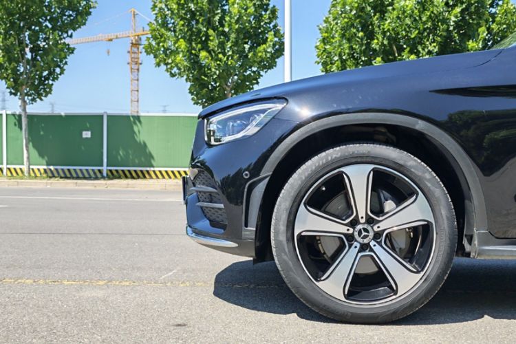 Used Mercedes-Benz GLC 2021 GLC 300 L 4MATIC Luxury Model Exterior 8