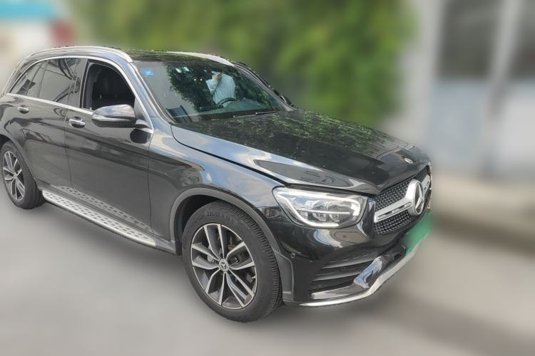 Used Mercedes-Benz GLC 2021 GLC 260 L 4MATIC Luxury Model Front Right 45 Deg
