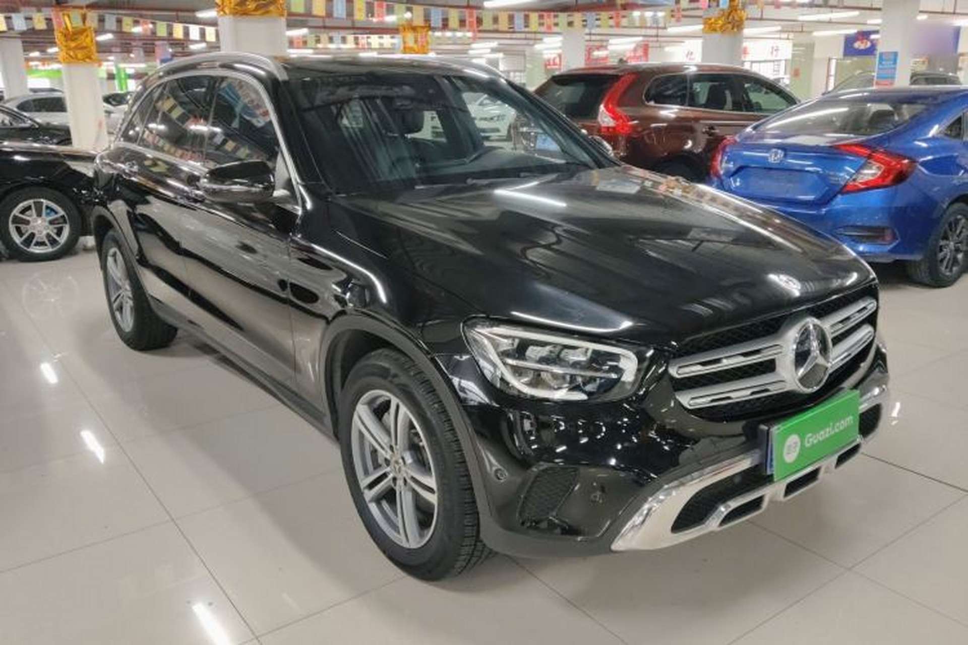 Used Mercedes-Benz GLC 2021 GLC 260 L 4MATIC Dynamic Edition Front Right 45 Deg