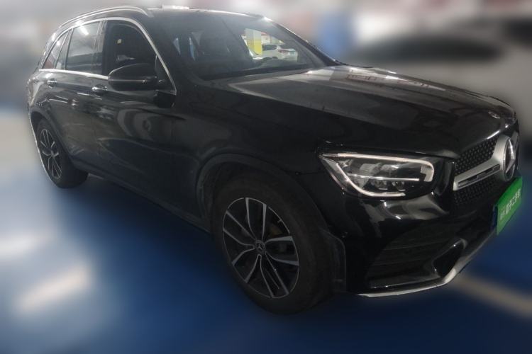 Used Mercedes-Benz GLC 2021 GLC 260 L 4MATIC Luxury Model Front Right 45 Deg