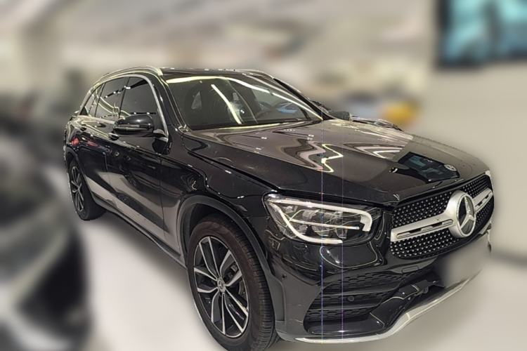 Used Mercedes-Benz GLC 2021 GLC 260 L 4MATIC Luxury Model Front Right 45 Deg