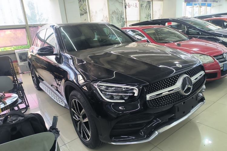 Used Mercedes-Benz GLC 2021 GLC 300 L 4MATIC Dynamic Model Front Right 45 Deg