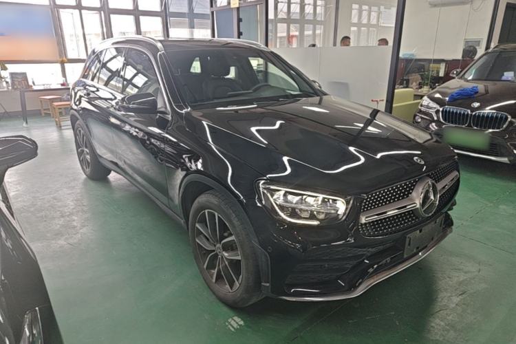 Used Mercedes-Benz GLC 2021 GLC 260 L 4MATIC Luxury Model Front Right 45 Deg