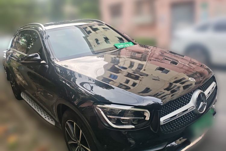 Used Mercedes-Benz GLC 2021 GLC 260 L 4MATIC Luxury Model Front Right 45 Deg