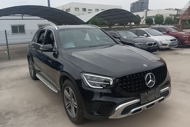 Used Mercedes-Benz GLC 2021 GLC 260 L 4MATIC Dynamic Edition Front Right 45 Deg