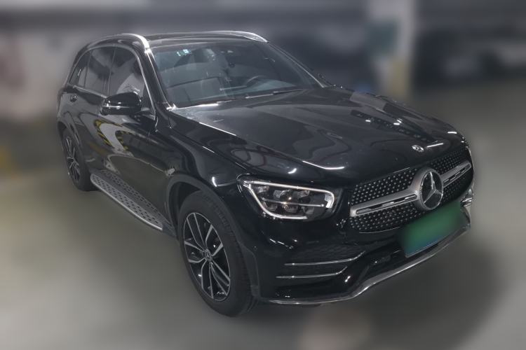 Used Mercedes-Benz GLC 2021 GLC 300 L 4MATIC Dynamic Model Front Right 45 Deg
