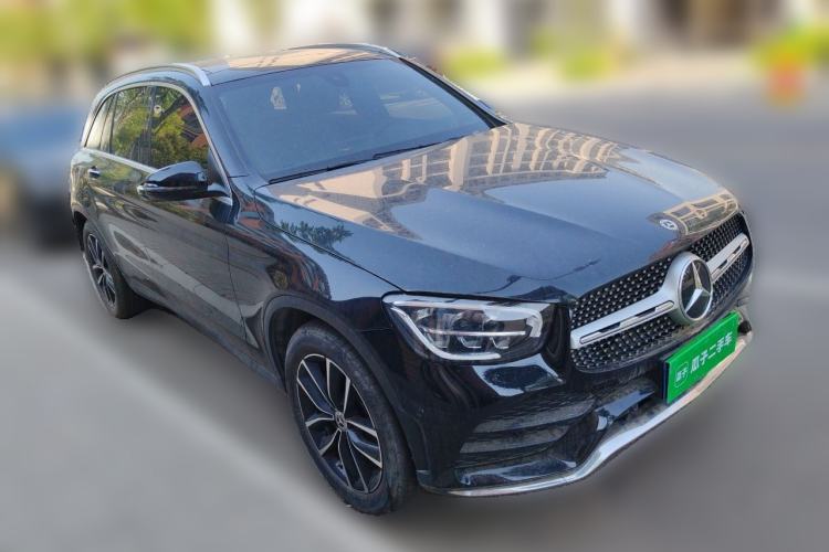 Used Mercedes-Benz GLC 2021 GLC 260 L 4MATIC Luxury Model Front Right 45 Deg