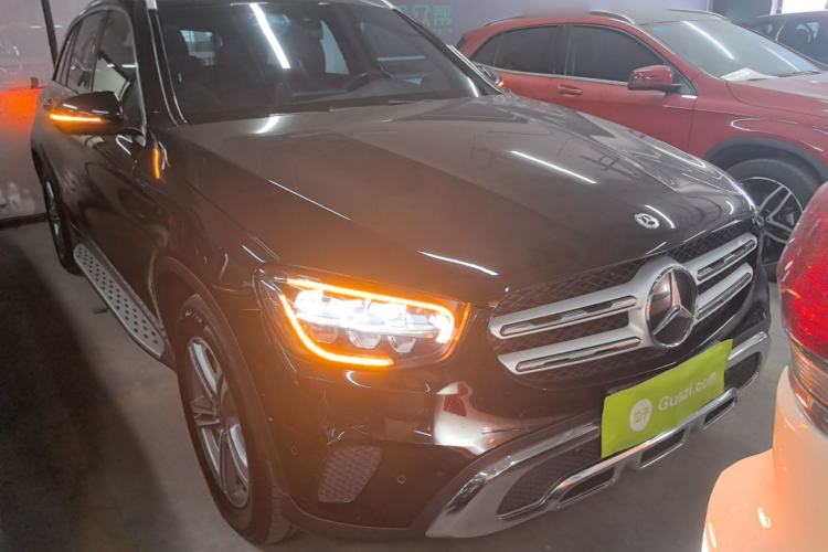 Used Mercedes-Benz GLC 2021 GLC 260 L 4MATIC Dynamic Edition Front Right 45 Deg