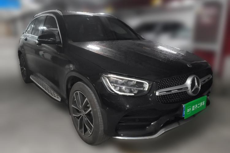 Used Mercedes-Benz GLC 2021 GLC 260 L 4MATIC Luxury Model Front Right 45 Deg