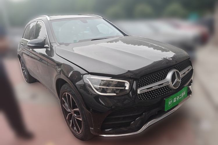Used Mercedes-Benz GLC 2021 GLC 260 L 4MATIC Luxury Model Front Right 45 Deg