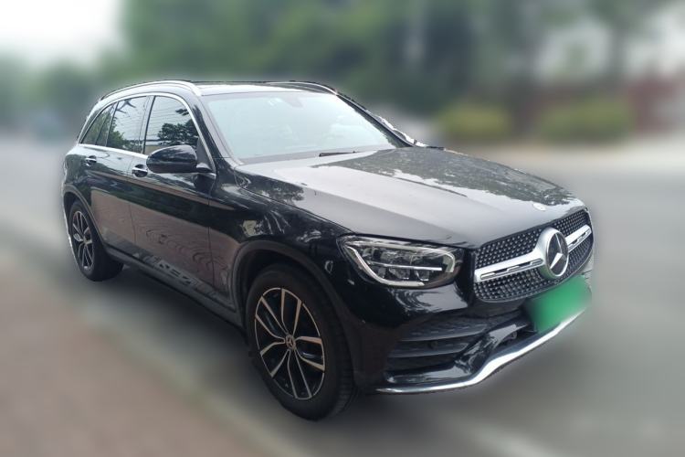 Used Mercedes-Benz GLC 2021 GLC 260 L 4MATIC Luxury Model Front Right 45 Deg