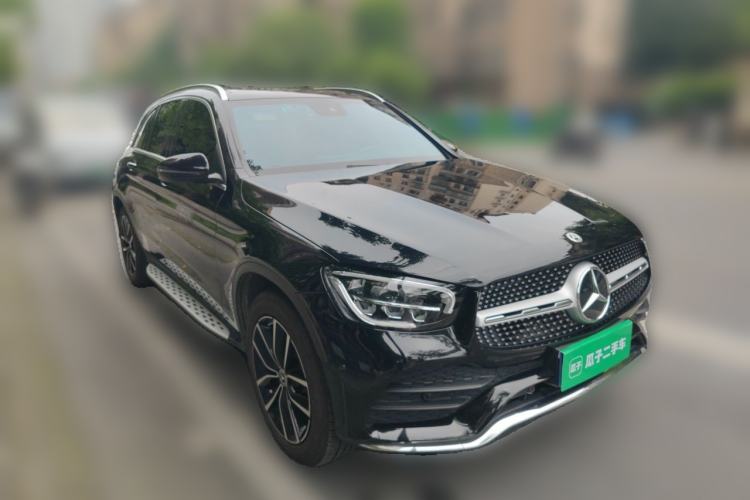 Used Mercedes-Benz GLC 2021 GLC 300 L 4MATIC Dynamic Model Front Right 45 Deg