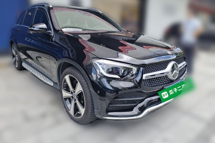 Used Mercedes-Benz GLC 2021 GLC 300 L 4MATIC Luxury Model Front Right 45 Deg