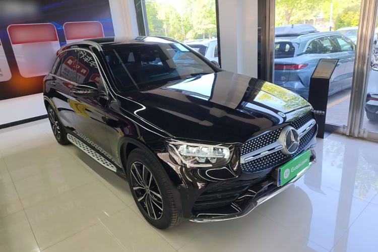 Used Mercedes-Benz GLC 2021 GLC 300 L 4MATIC Dynamic Model Front Right 45 Deg