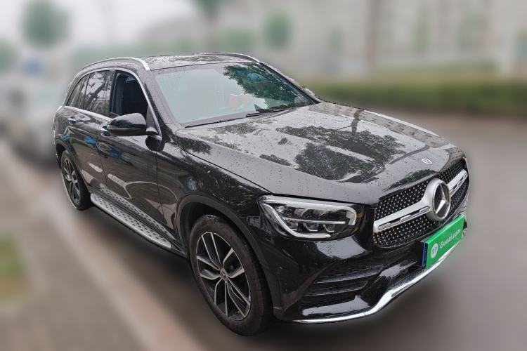 Used Mercedes-Benz GLC 2021 GLC 260 L 4MATIC Luxury Model Front Right 45 Deg