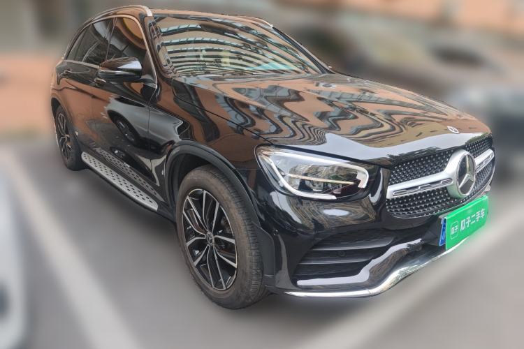Used Mercedes-Benz GLC 2021 GLC 300 L 4MATIC Dynamic Model Front Right 45 Deg