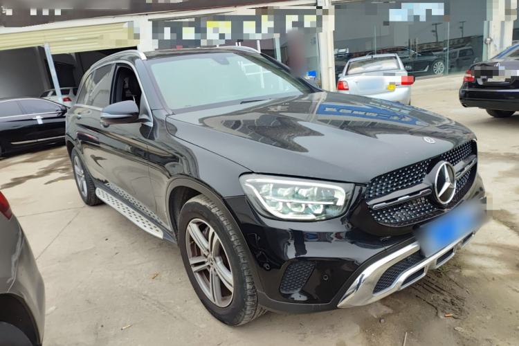 Used Mercedes-Benz GLC 2021 GLC 260 L 4MATIC Dynamic Edition Front Right 45 Deg
