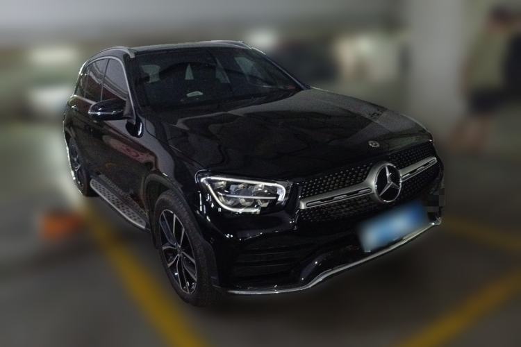 Used Mercedes-Benz GLC 2021 GLC 260 L 4MATIC Luxury Model Front Right 45 Deg