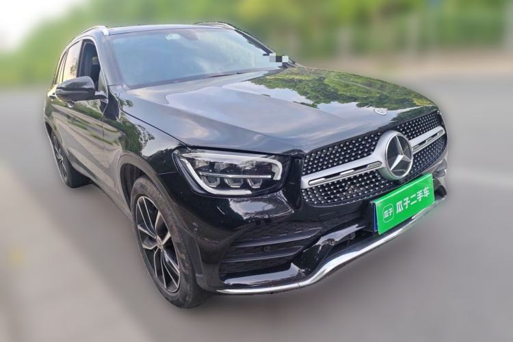 Used Mercedes-Benz GLC 2021 GLC 260 L 4MATIC Luxury Model Front Right 45 Deg
