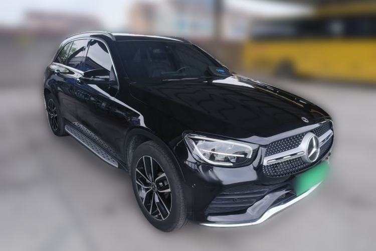Used Mercedes-Benz GLC 2021 GLC 260 L 4MATIC Luxury Model Front Right 45 Deg