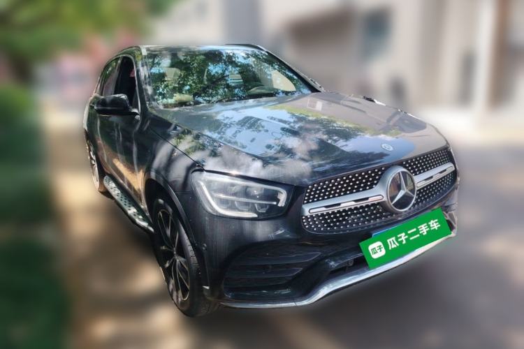 Used Mercedes-Benz GLC 2021 GLC 300 L 4MATIC Dynamic Model Front Right 45 Deg