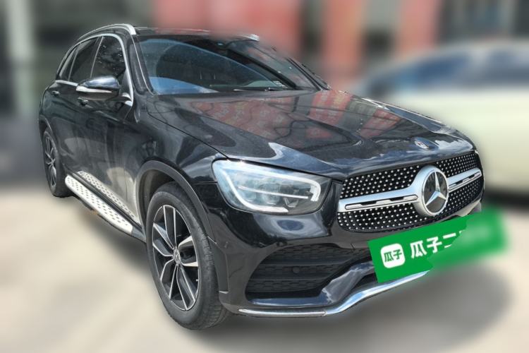 Used Mercedes-Benz GLC 2021 GLC 260 L 4MATIC Luxury Model Front Right 45 Deg