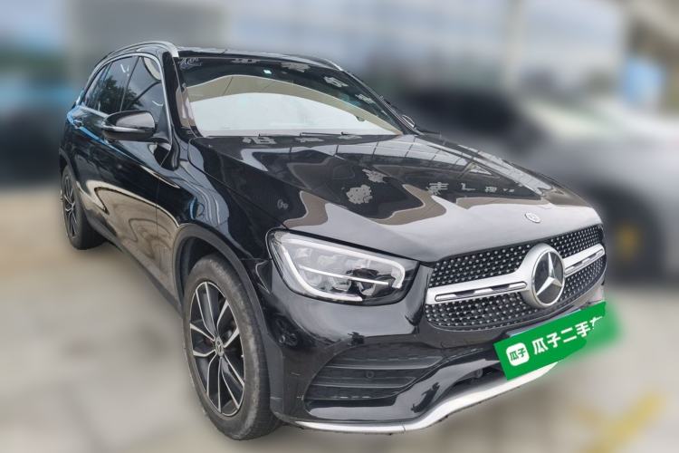 Used Mercedes-Benz GLC 2021 GLC 260 L 4MATIC Luxury Model Front Right 45 Deg