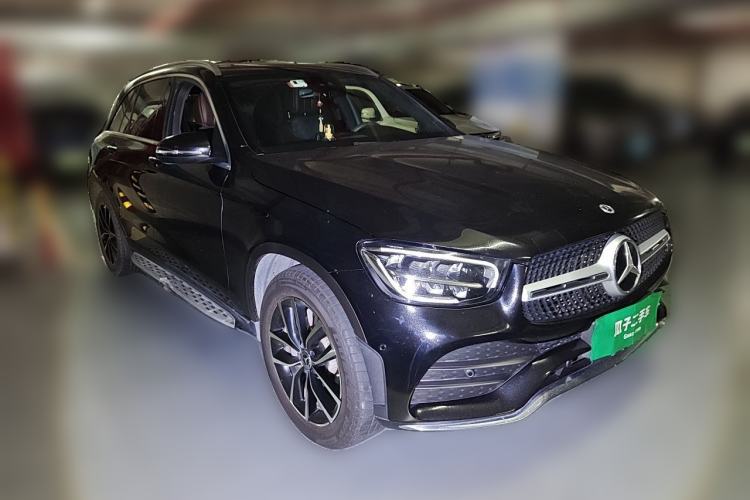 Used Mercedes-Benz GLC 2021 GLC 300 L 4MATIC Dynamic Model Front Right 45 Deg