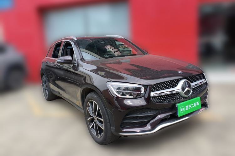 Used Mercedes-Benz GLC 2021 GLC 260 L 4MATIC Luxury Model Front Right 45 Deg