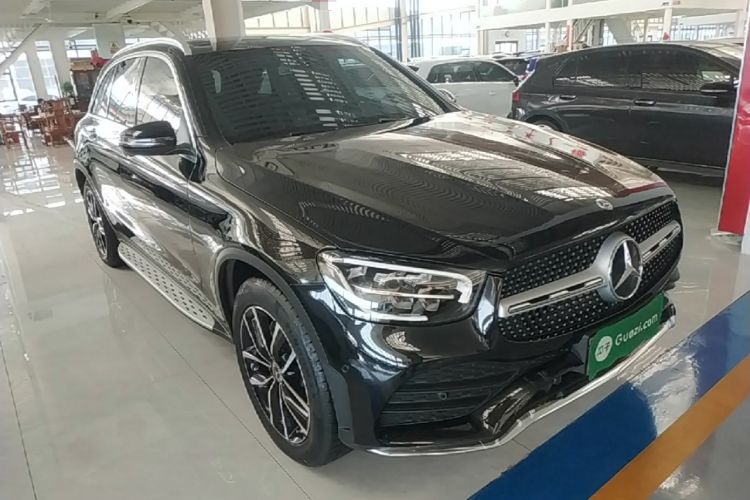 Used Mercedes-Benz GLC 2021 GLC 300 L 4MATIC Dynamic Model Front Right 45 Deg