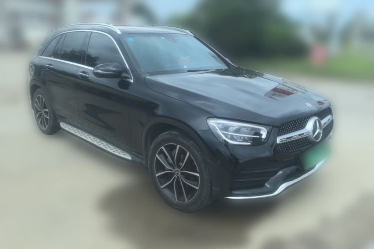 Used Mercedes-Benz GLC 2021 GLC 260 L 4MATIC Luxury Model Front Right 45 Deg