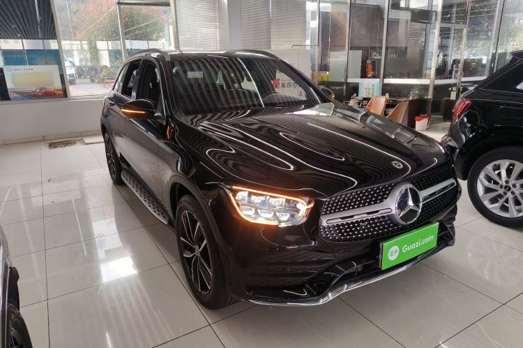 Used Mercedes-Benz GLC 2021 GLC 300 L 4MATIC Dynamic Model Front Right 45 Deg