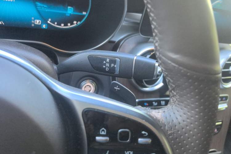Used Mercedes-Benz GLC 2021 GLC 300 L 4MATIC Dynamic Model Gear Lever